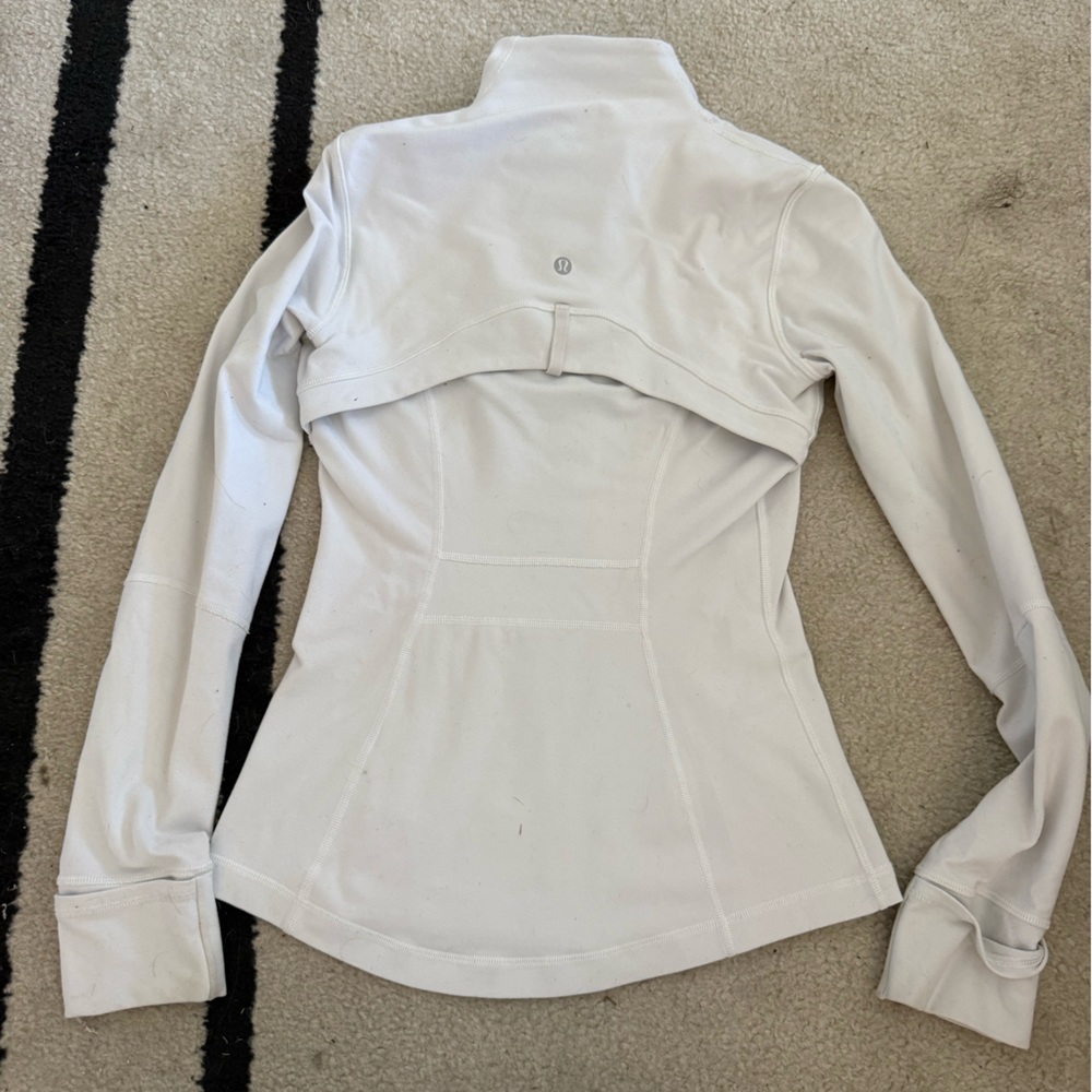 Lululemon jacket! - Picture 7 of 9